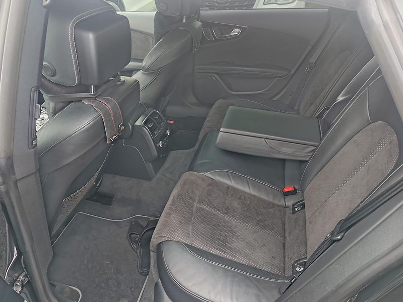 Audi A7 3.0 BiTDI V6 DSG S-Line Tz - fotka 14 z 24