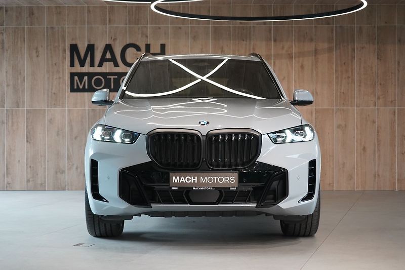 BMW X5 30d xDrive, Masáž, Nezávislé - fotka 3 z 44