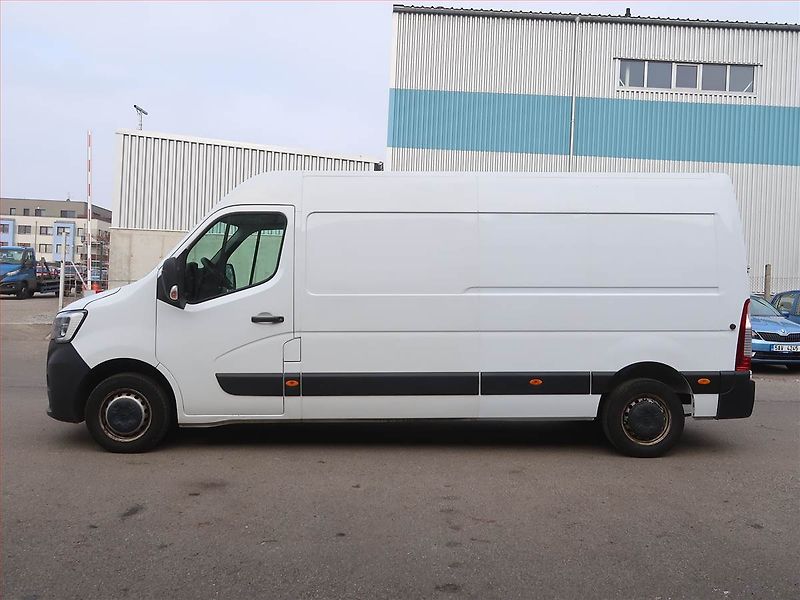 Renault Master (2021) 2.3 dCi 135, L3H2, 12m3, 1.0t - fotka 3 z 16