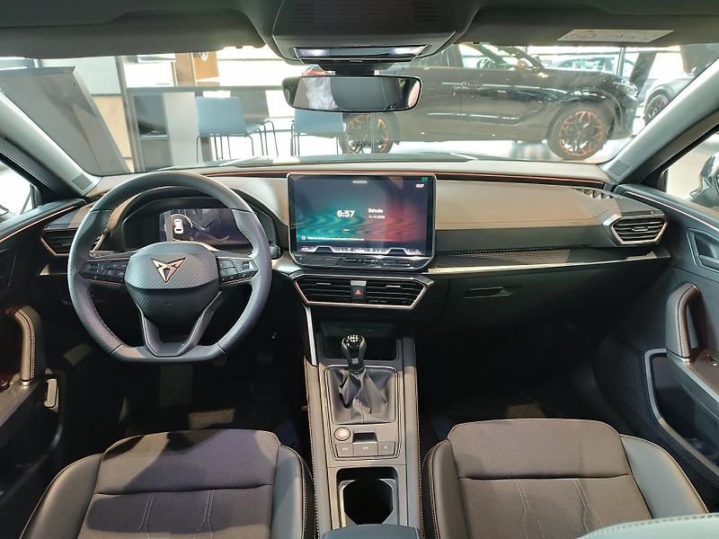Cupra Leon (2026) CUPRA Leon SP 1.5 TSI 150k - fotka 4 z 6