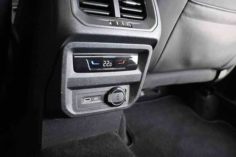Volkswagen Tiguan Allspace (2023) 2.0 LED DSG ACC LIFE Tažné Vir - fotka 28 z 36