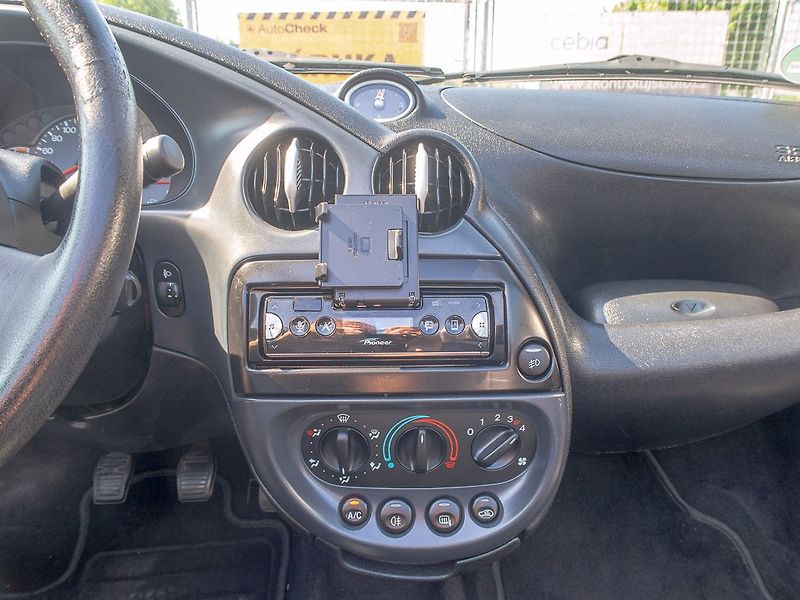 Ford Streetka (2004) 1.6i 70KW – KABRIO - fotka 16 z 35