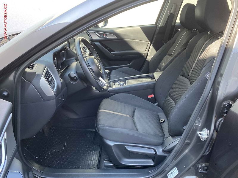 Mazda 3 (2019) 2.0i, LED, navi - fotka 9 z 21