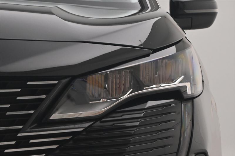 Peugeot 5008 1,5 96kW BlueHDi 7 míst Záruka - fotka 28 z 29
