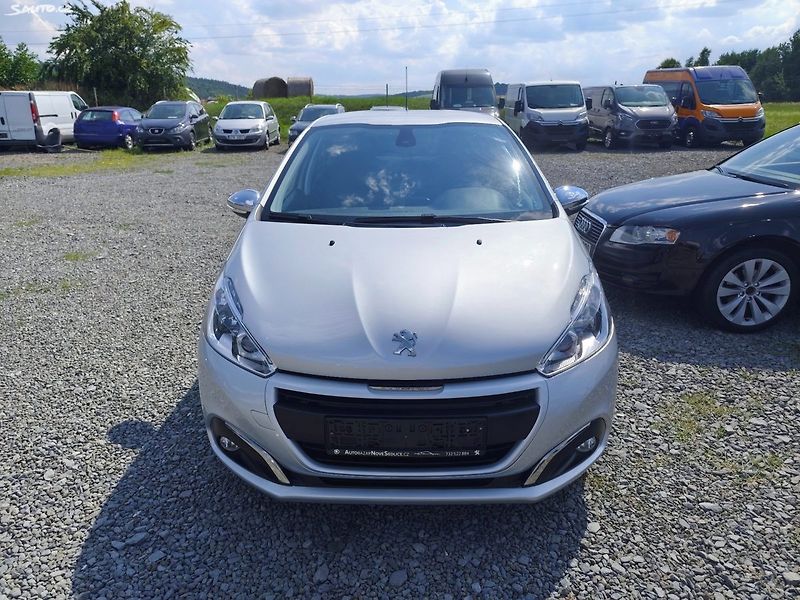 Peugeot 208 (2017) - fotka 10 z 32