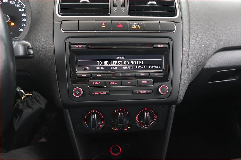 Volkswagen Polo (2012) 1.2 TDI, Tempomat - fotka 12 z 16