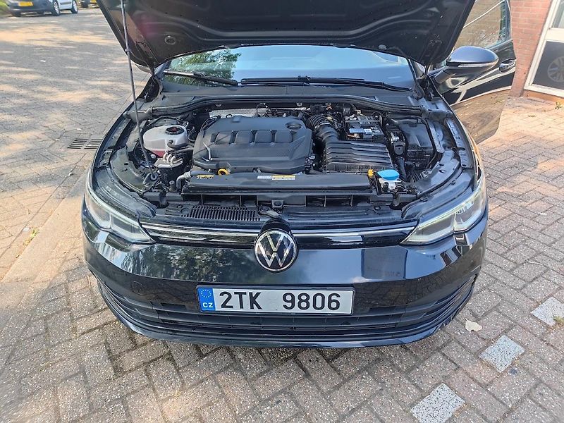 Volkswagen Golf (2022) golf 8 combi - fotka 18 z 24