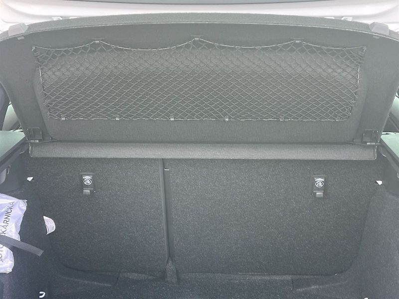 Škoda Kamiq (2026) 1.0 TSI 85 KW DSG Monte Carlo - fotka 23 z 27