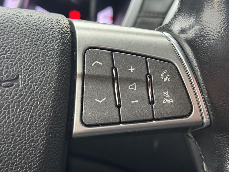 Cadillac SRX (2011) 3.0 V6 AWG Elegance, LPG, PANO - fotka 26 z 49