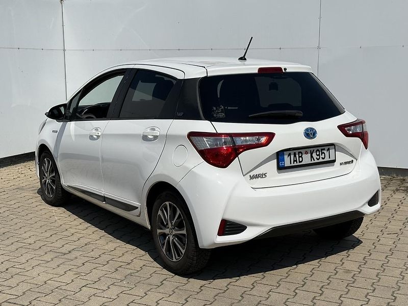 Toyota Yaris (2019) 1.5 Hybrid  - fotka 4 z 18
