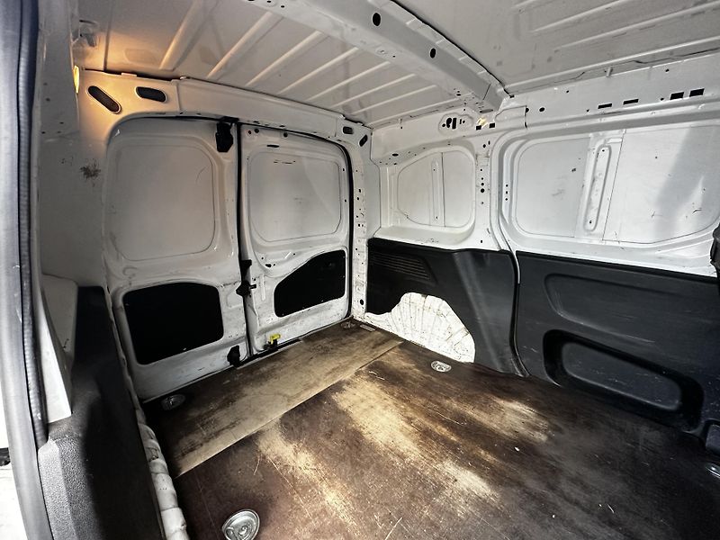 Opel Combo VAN-1.2i-81KW-DPH-KLIMA-ENJOY- - fotka 16 z 18