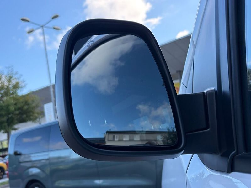 Toyota ProAce Verso L1 2.2L Family Executive - fotka 15 z 17