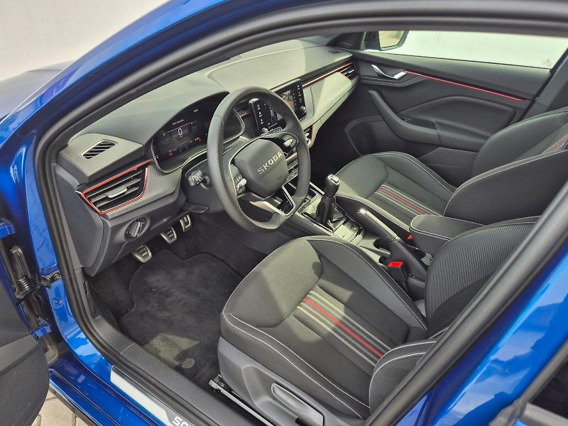 Škoda Scala (2025) Monte Carlo 1.0TSi 85kW 6°manu - fotka 11 z 30