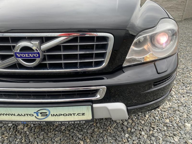 Volvo XC90 2.5TDi D5 200PS 7M 196000KM 1A - fotka 75 z 161