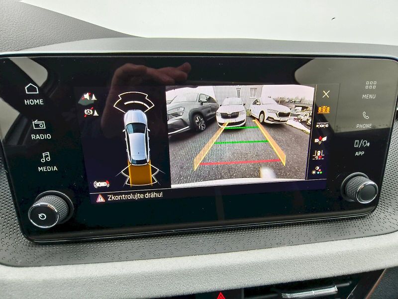 Škoda Scala (2024) TOP SELEC TSI 85/1.0 A7F - fotka 23 z 27