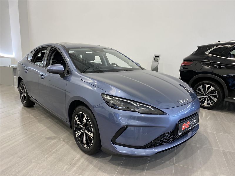 BYD Seal 5 DM-i (2025) 156 Kw Comfort - fotka 2 z 9
