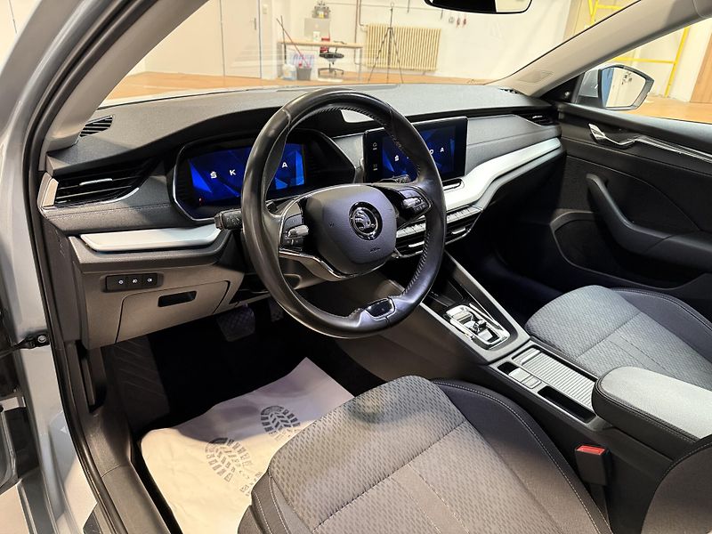 Škoda Octavia 2.0 TDI 85kW DSG Style Combi - fotka 5 z 13