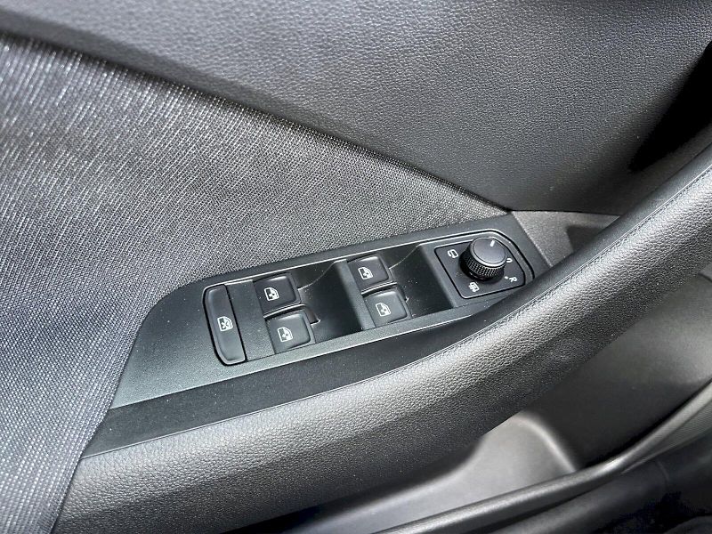 Škoda Scala (2025) 1.0 TSI 85kW Top Selection - fotka 22 z 35
