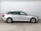 Škoda Superb (2022) 2.0 TDI - náhled 6