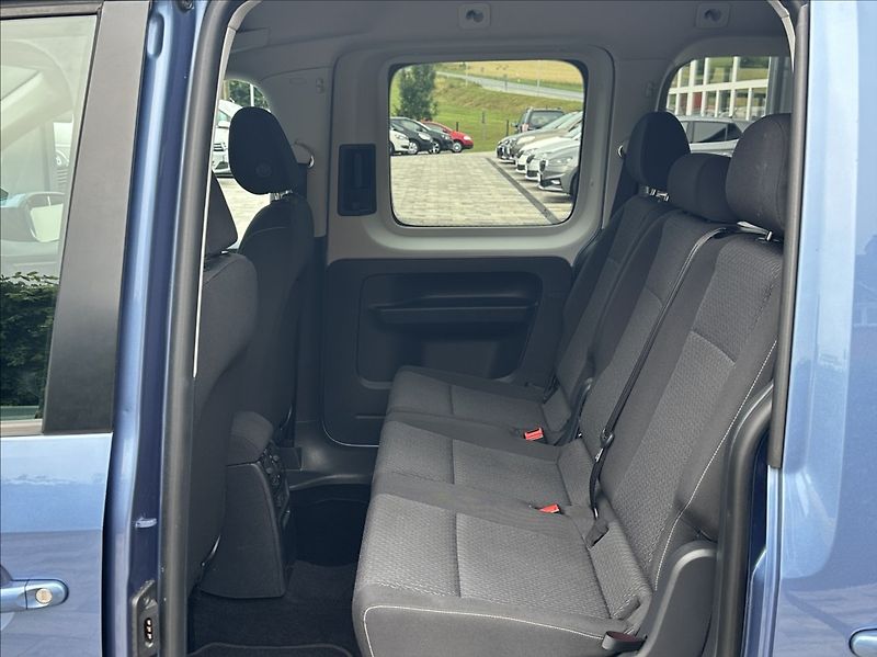 Volkswagen Caddy 2,0 TDI 122PS  Maxi Trend-7 4x - fotka 13 z 50