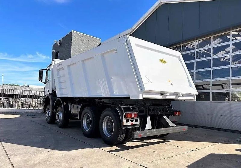 Mercedes-Benz (2025) Arocs 4140 8x4 sklápěč EURO 6 - fotka 3 z 20