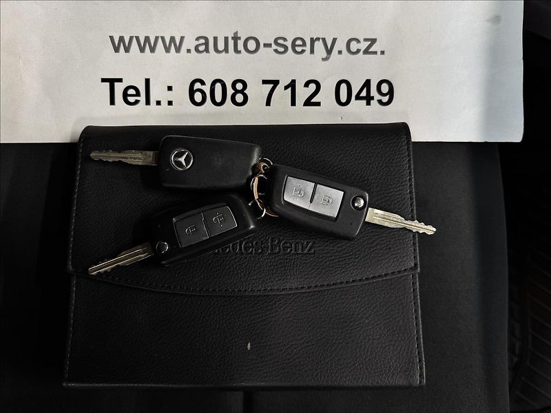 Mercedes-Benz Třídy X 220d 4Matic Progressive 1.Maj. - fotka 35 z 37