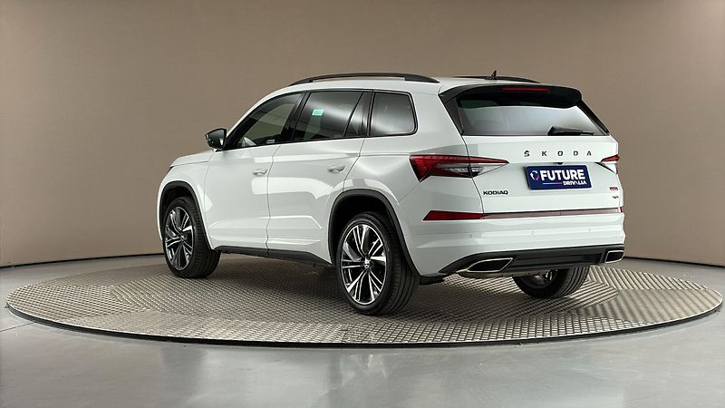 Škoda Kodiaq 2.0 TSI DSG 4x4 RS - fotka 2 z 32