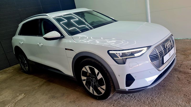 Audi e-tron (2022) 55 ADVANCE - fotka 4 z 15