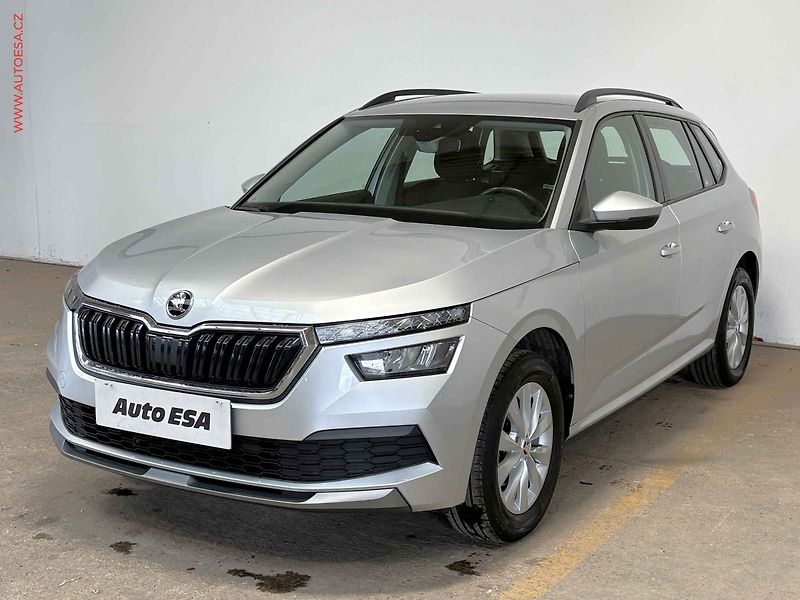 Škoda Kamiq (2020) 1.0 TSI, 1.maj,ČR, STK6/28 - fotka 3 z 15