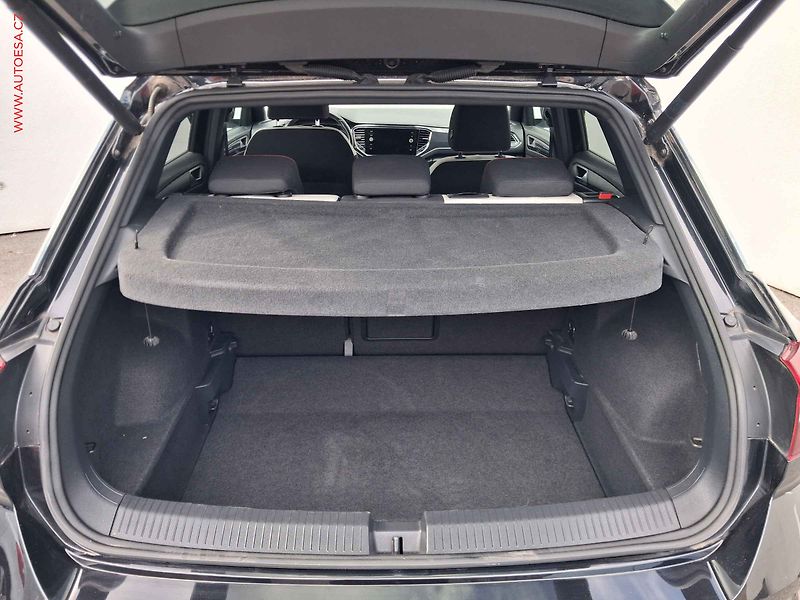 Volkswagen T-Roc (2018) 1.5 TSi, Highline, DSG, LED - fotka 7 z 21