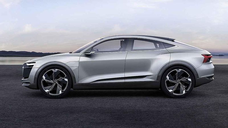 Neoficiální grafická ilustrace konceptu Audi Type C8.