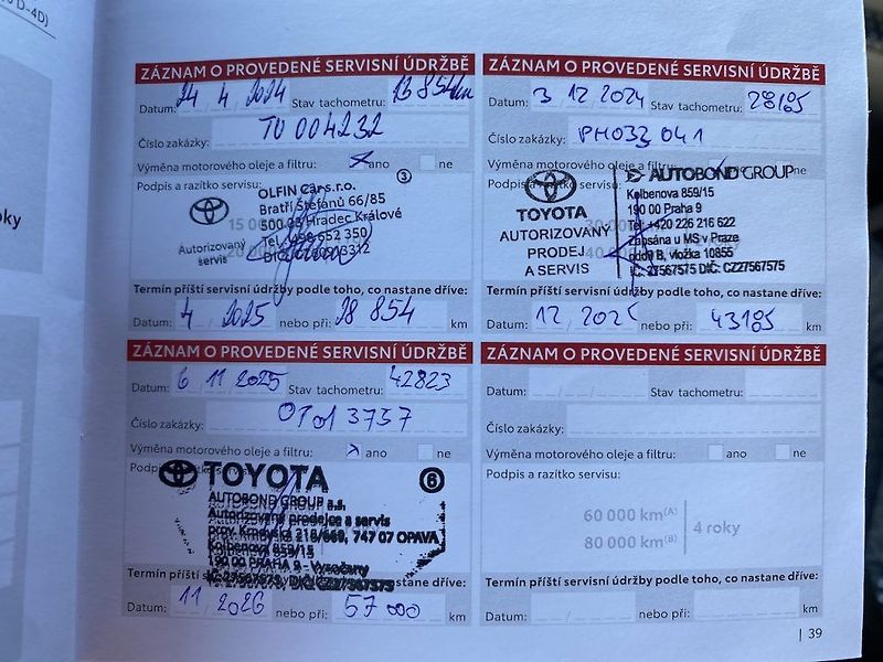 Toyota C-HR 1.8HEV, ČR-1m, Style, DPH - fotka 15 z 16