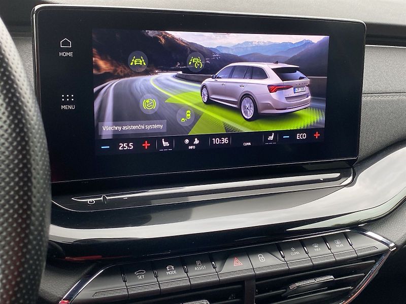 Škoda Octavia (2021) Combi 1.4 TSI iV DSG Style - fotka 13 z 36