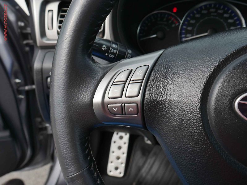 Subaru Forester (2009) 2.5XT 4x4, ČR, servis.kniha - fotka 13 z 17
