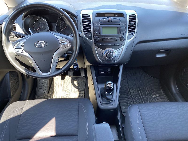 Hyundai ix20 (2013) 1,4 - fotka 5 z 26