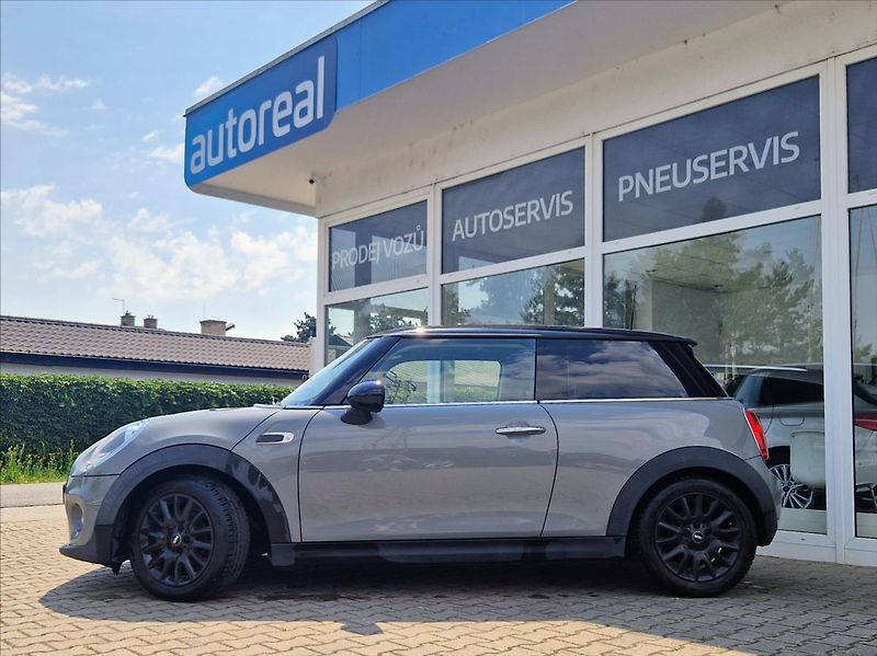 Mini Cooper 1,5 i 100kW LED VÝHŘEV - fotka 2 z 26