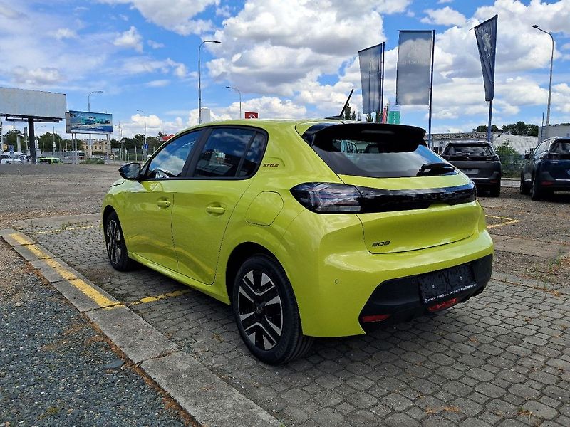 Peugeot 208 208 STYLE Hybrid 110 e-DCS6 - fotka 7 z 7
