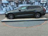 Volvo V60 (2020) 2.0D,140KW,BLIS,ACC,MATRIX,DPH - náhled 3