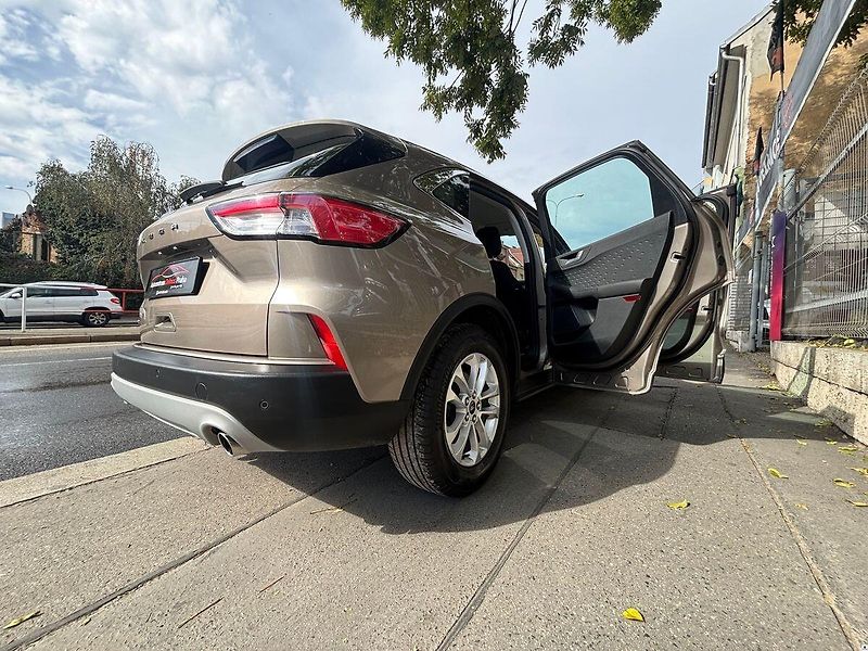 Ford Kuga 2.0EcoBlue.TITAN.DPH.AT.1MAJ.4 - fotka 48 z 50