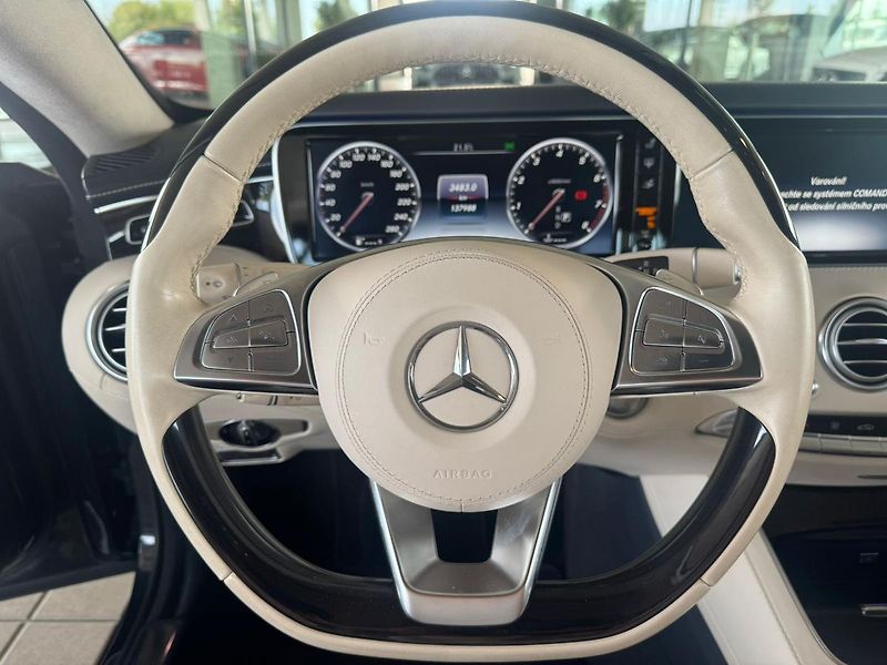 Mercedes-Benz Třídy S 500 4M - fotka 13 z 16