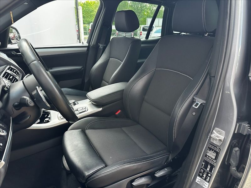 BMW X3 2,0 D 140kW-M PAKET-xDRIVE - fotka 10 z 39