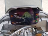 Aprilia Tuono V4 1100 Factory (2026) Shakedown Indigo (sleva 50.0 - náhled 17