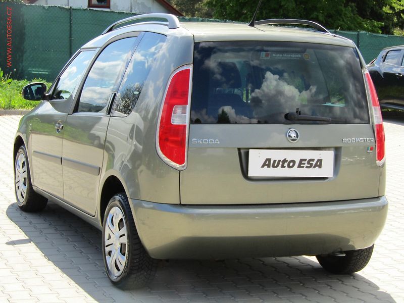 Škoda Roomster (2014) 1.2 TSi, ČR, AC - fotka 4 z 13