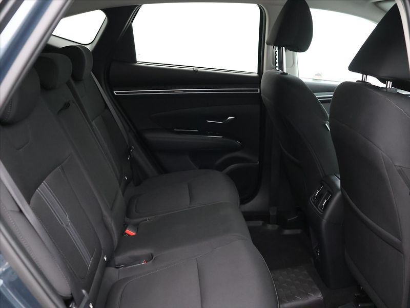 Hyundai Tucson 1,6 CRDi MHEV 100kW Style - fotka 14 z 33