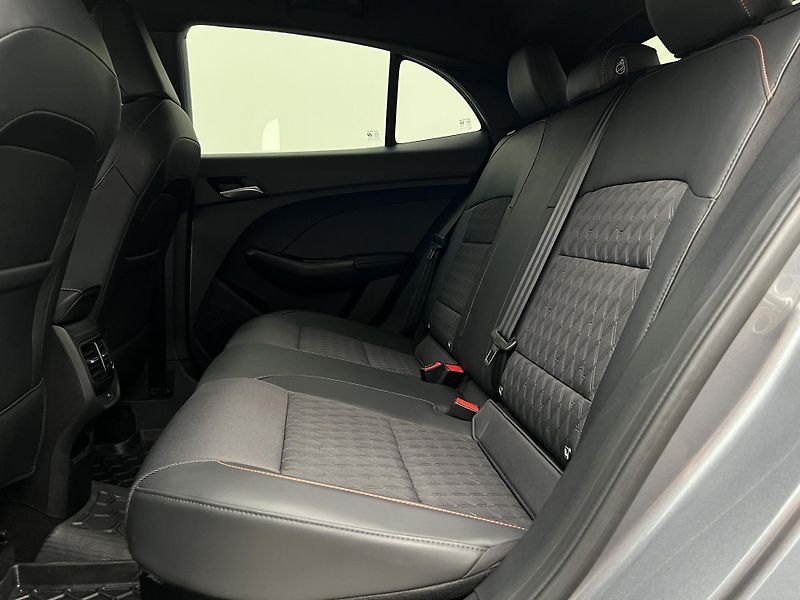 MG MG3 EXCLUSIVE HYBRID+ AUT CZ 1.maj - fotka 6 z 42
