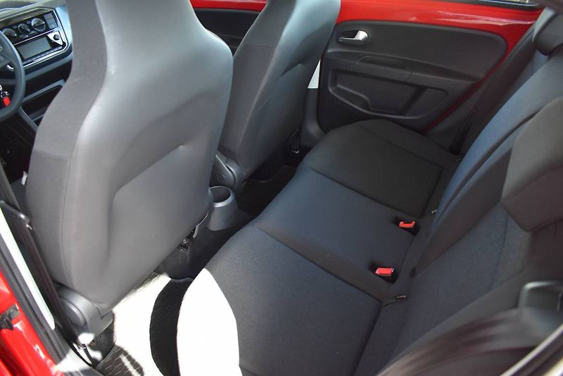 Volkswagen up! (2018) 1.0MPI 44kW Klima, - fotka 15 z 21