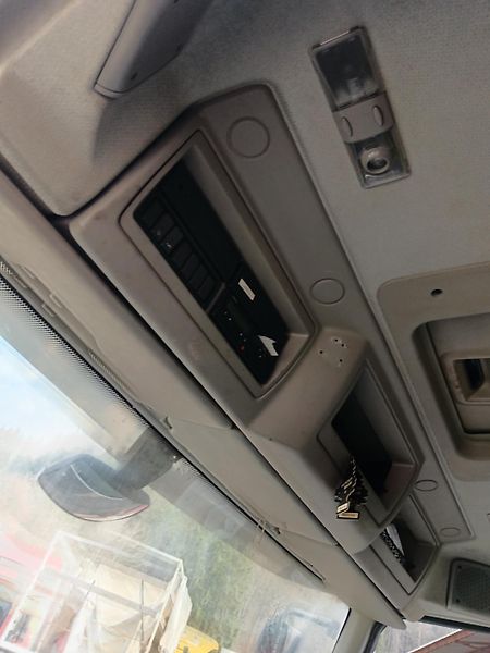 Volvo FE (2012) Hybrid 6x2 - fotka 8 z 17