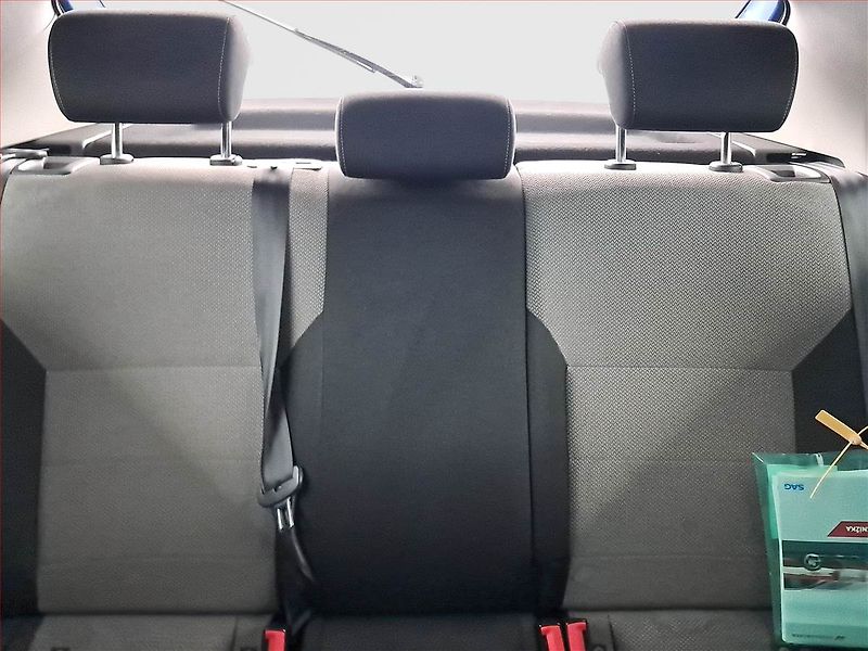 Škoda Rapid (2013) 1.2 TSI, Tempomat - fotka 10 z 16