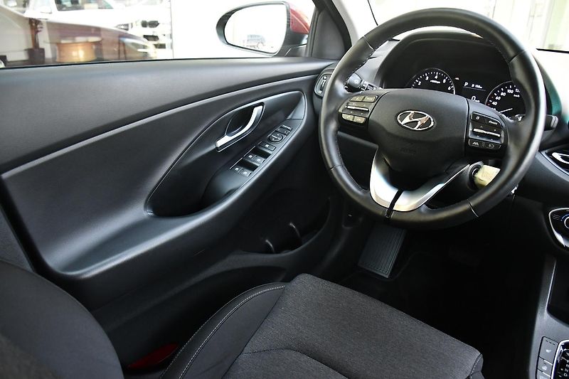Hyundai i30 1.0TGi DCT STYLE ČR 1M - fotka 22 z 49