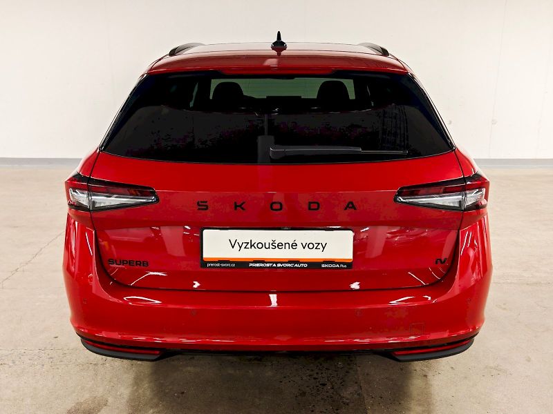 Škoda Superb (2025) Combi iV 1.5 TSI 150 kW DSG Sp - fotka 30 z 35